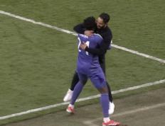 曼联官方确认主教练续约，球迷欣喜若狂