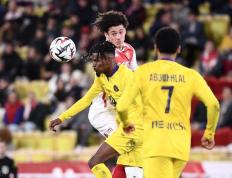 包含尼斯击败图卢兹，继续保持法国联赛不败纪录的词条