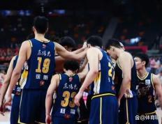 陕西队主场遭遇惨败，失去领先地位